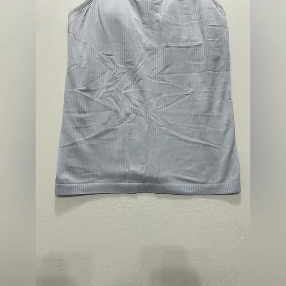 Lululemon Ebb to Street Tank in Serene Blue Size 10 - Picture 10 of 10